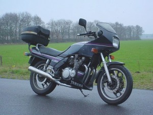 Yamaha_XJ900F_4BB